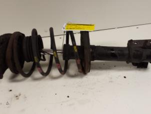 Used Front shock absorber rod, right Alfa Romeo GTV (916) 2.0 16V Twin Spark Price € 45,00 Margin scheme offered by Autodemontagebedrijf Smit