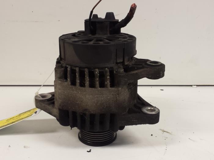 Begagnade Dynamo Fiat Doblo Cargo (223) 1.9 D Pris € 30,00 Marginaltabell erbjuds av Autodemontagebedrijf Smit