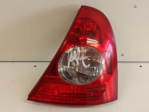 Used Taillight, right Renault Clio II (BB/CB) 1.4 16V Price € 15,00 Margin scheme offered by Autodemontagebedrijf Smit