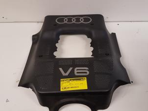 Używane Pokrywa silnika Audi A6 (C5) 2.4 V6 30V Cena € 30,00 Procedura marży oferowane przez Autodemontagebedrijf Smit