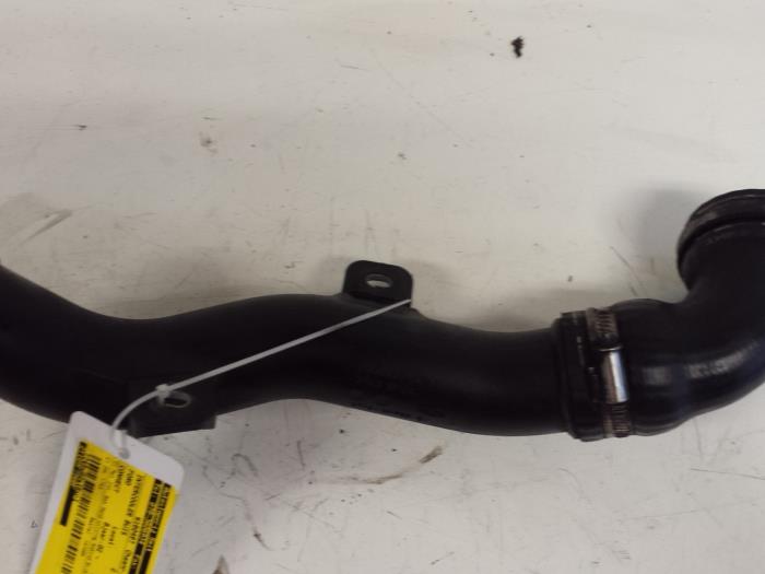 Gebrauchte Intercooler Rohr Ford Transit Connect 1.8 Tddi Preis € 45,00 Margenregelung angeboten von Autodemontagebedrijf Smit