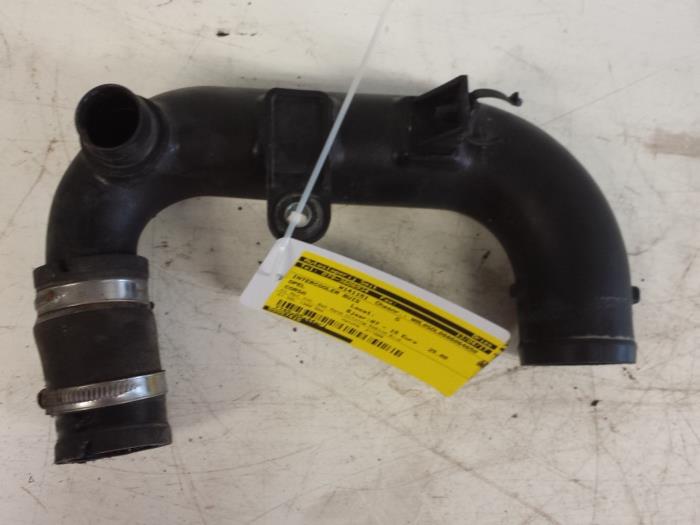 Gebrauchte Intercooler Rohr Opel Corsa D 1.3 CDTi 16V ecoFLEX Preis € 25,00 Margenregelung angeboten von Autodemontagebedrijf Smit
