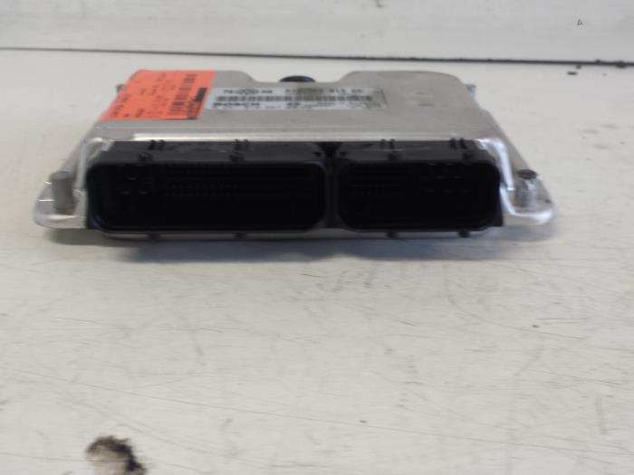 Used Injection computer Volkswagen Passat Variant (3B6) 1.9 TDI 100 Price € 75,00 Margin scheme offered by Autodemontagebedrijf Smit