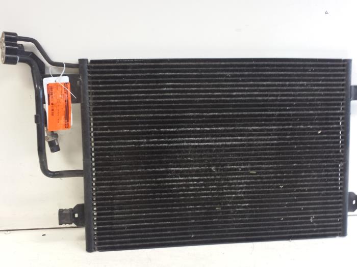 Begagnade AC-radiator Volkswagen Passat Variant (3B6) 1.9 TDI 100 Pris € 40,00 Marginaltabell erbjuds av Autodemontagebedrijf Smit