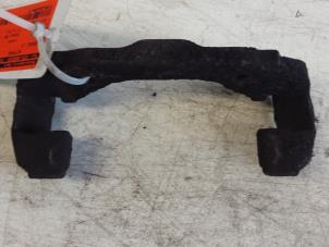 Used Front brake calliperholder, left Ford Ka I 1.3i Price € 10,00 Margin scheme offered by Autodemontagebedrijf Smit