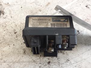 Used Glow plug relay Fiat Scudo (220Z) 1.9 D Price € 25,00 Margin scheme offered by Autodemontagebedrijf Smit