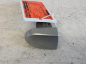 Used Lock plate Nissan Note (E11) 1.5 dCi 86 Price on request offered by Autodemontagebedrijf Smit