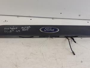 Used Registration plate light Ford Mondeo III Wagon 1.8 16V Price € 30,00 Margin scheme offered by Autodemontagebedrijf Smit