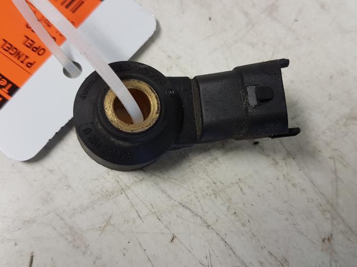 Gebrauchte Klopfsensor Opel Corsa Preis € 10,00 Margenregelung angeboten von Autodemontagebedrijf Smit