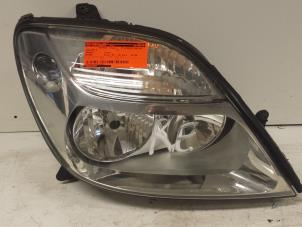 Used Headlight, right Renault Scénic I (JA) 1.6 16V Price € 25,00 Margin scheme offered by Autodemontagebedrijf Smit