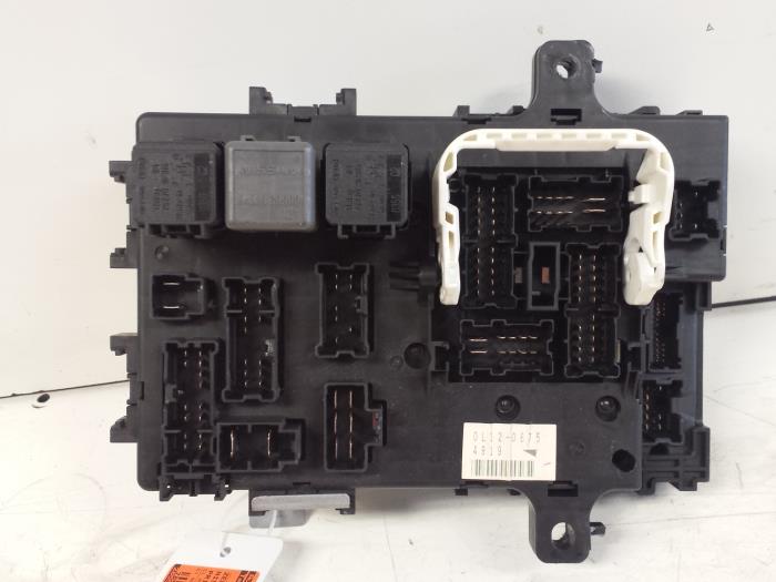 Fuse box Nissan Primera 2.0 16V 285519F924 SIEMENS