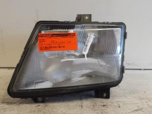 Used Headlight, left Mercedes Vito (638.1/2) 2.2 CDI 108 16V Price € 25,00 Margin scheme offered by Autodemontagebedrijf Smit