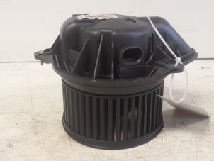 Used Heating and ventilation fan motor Renault Scénic I (JA) 1.6 16V Price € 30,00 Margin scheme offered by Autodemontagebedrijf Smit