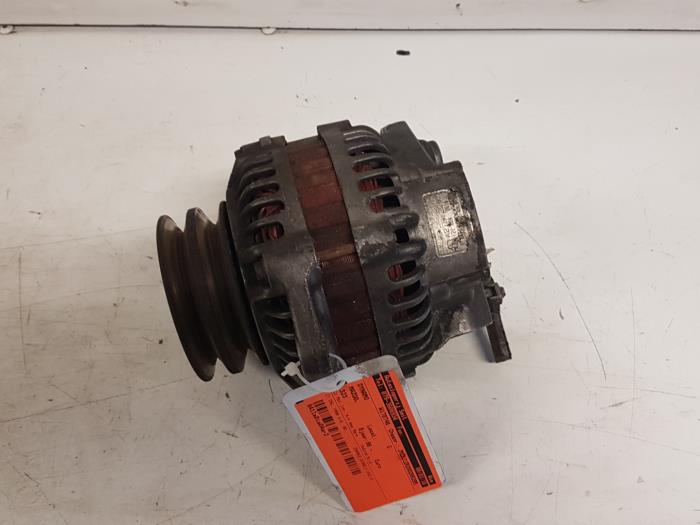 Used Dynamo Mazda 323 (BJ12) 2.0DTiD Price on request offered by Autodemontagebedrijf Smit