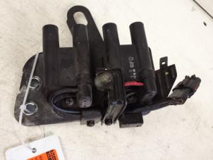 Used Ignition coil Hyundai Coupe 2.0i 16V Price € 40,00 Margin scheme offered by Autodemontagebedrijf Smit