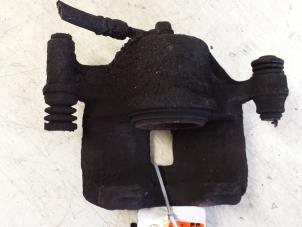 Used Front brake calliper, left Hyundai Getz 1.3i 12V Price € 30,00 Margin scheme offered by Autodemontagebedrijf Smit