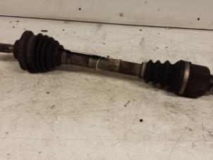 Used Front drive shaft, left Peugeot 206 SW (2E/K) 1.4 HDi Price € 30,00 Margin scheme offered by Autodemontagebedrijf Smit
