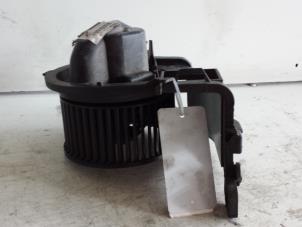 Used Heating and ventilation fan motor Renault Clio II (BB/CB) 1.4 16V Si Price € 25,00 Margin scheme offered by Autodemontagebedrijf Smit
