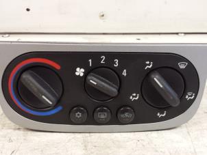 Used Heater control panel Opel Corsa C (F08/68) 1.2 16V Price € 20,00 Margin scheme offered by Autodemontagebedrijf Smit