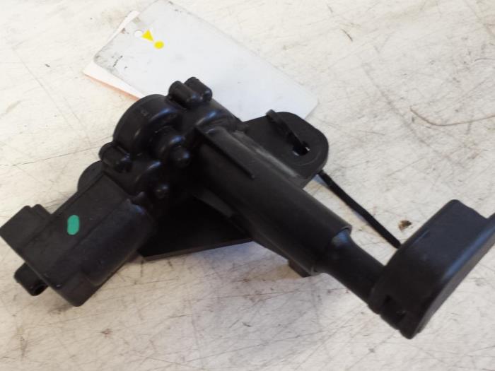 Moteur de vitre de déflecteur