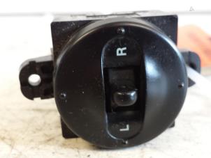 Usados Interruptor de retrovisor Kia Picanto (BA) 1.0 12V Precio € 35,00 Norma de margen ofrecido por Autodemontagebedrijf Smit