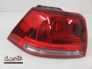 Used Taillight, left Volkswagen Golf VII (AUA) 1.6 TDI BlueMotion 16V Price on request offered by LvS Carparts