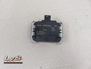 Used Rain sensor Volkswagen Golf Plus (5M1/1KP) 1.9 TDI 105 Price on request offered by LvS Carparts