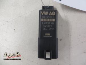 Used Glow plug relay Volkswagen Scirocco (137/13AD) Price on request offered by LvS Carparts