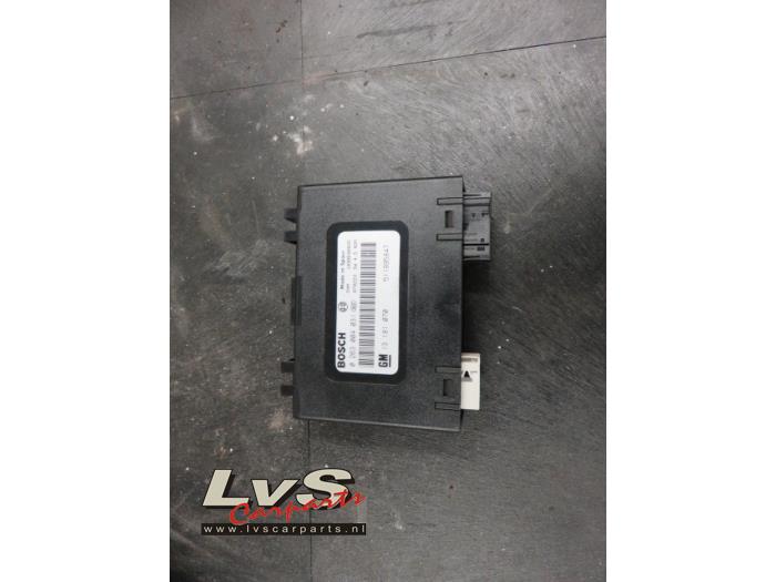 Begagnade PDC-modul Opel Zafira (M75) 1.9 CDTI Pris € 30,00 Marginaltabell erbjuds av LvS Carparts