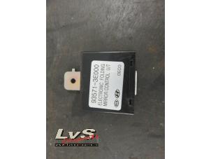Used Electric mirror module Kia Sorento I (JC) 2.5 CRDi 16V Price on request offered by LvS Carparts