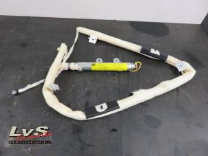 Used Roof curtain airbag, right Kia Sorento I (JC) 2.5 CRDi 16V Price on request offered by LvS Carparts