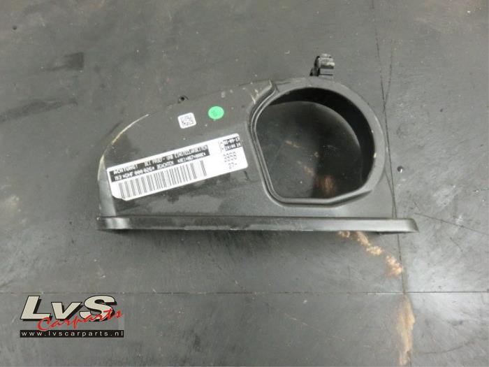 Usagé Couvercle de distribution Volkswagen Golf VII Variant (AUVV) 1.4 TGI 16V Prix € 13,00 Règlement à la marge proposé par LvS Carparts