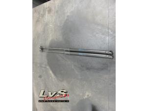 Used Set of gas struts for boot Volkswagen Polo VI (AW1) 2.0 GTI Turbo 16V Price € 14,00 Margin scheme offered by LvS Carparts