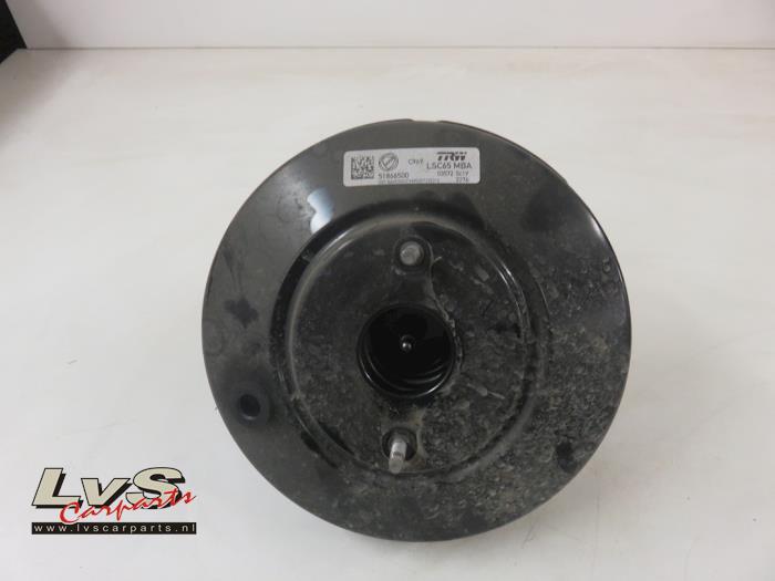 Usagé Assistant de freinage Fiat 500 (312) 1.2 Prix € 52,00 Règlement à la marge proposé par LvS Carparts