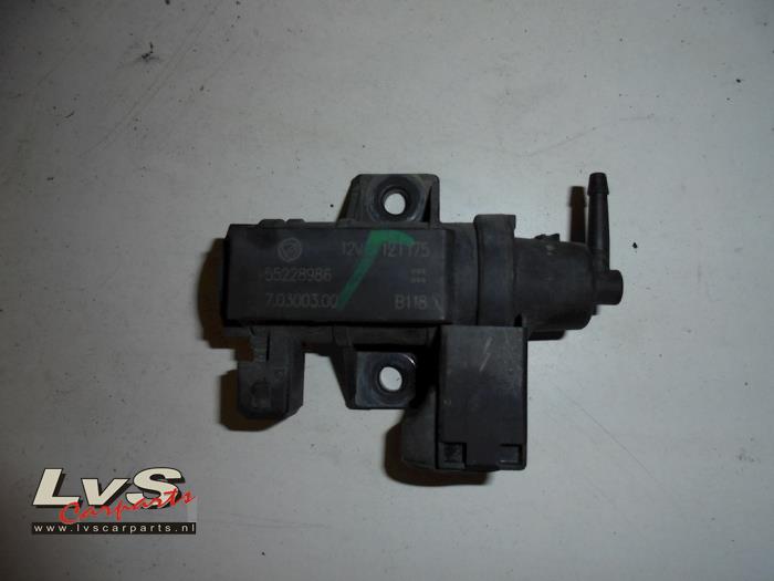 Usagé Régulateur pression turbo Peugeot Bipper (AA) 1.3 HDI Prix € 20,00 Règlement à la marge proposé par LvS Carparts