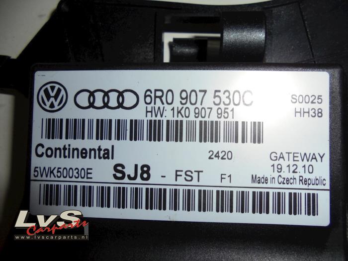 Computer, miscellaneous from a Volkswagen Polo V (6R) 1.6 TDI 16V 90 2011