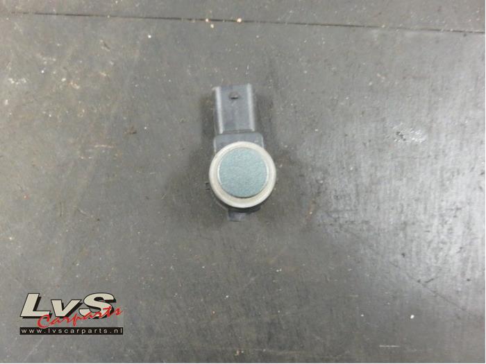 Usados Sensor PDC Mercedes E (W212) E-200 CDI 16V BlueEfficiency,BlueTEC Precio € 16,00 Norma de margen ofrecido por LvS Carparts