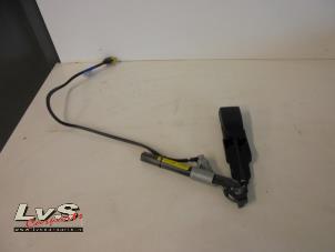 Used Seatbelt tensioner, left Renault Kangoo Express (FW) 1.5 dCi 105 Price € 50,00 Margin scheme offered by LvS Carparts