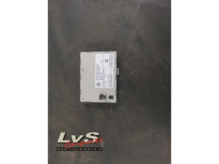 Używane Modul gateway Mercedes B (W245) 1.5 B-150 16V Cena € 36,00 Procedura marży oferowane przez LvS Carparts