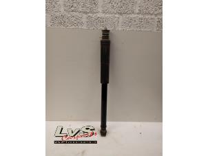 Used Rear shock absorber, right Toyota Corolla Verso (R10/11) 2.2 D-4D 16V Price € 16,00 Margin scheme offered by LvS Carparts