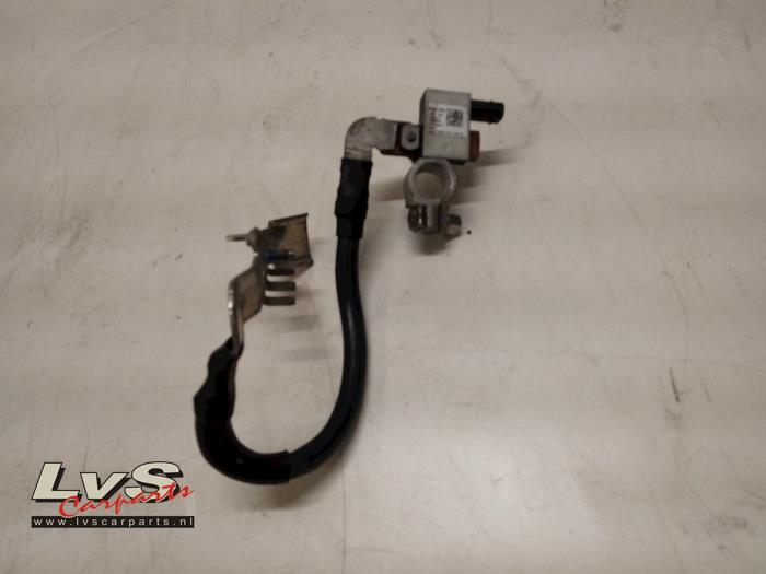 Usados Sensor (otros) Audi A3 Sportback (8VA/8VF) 2.0 TDI 16V Quattro Precio € 25,00 Norma de margen ofrecido por LvS Carparts
