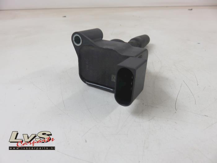 Usagé Bobine Volkswagen Golf VII (AUA) 1.4 TGI 16V Prix € 20,00 Règlement à la marge proposé par LvS Carparts