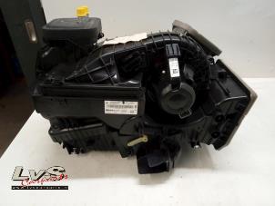 Used Heater housing Renault Twingo III (AH) 1.0 SCe 70 12V Price € 100,00 Margin scheme offered by LvS Carparts