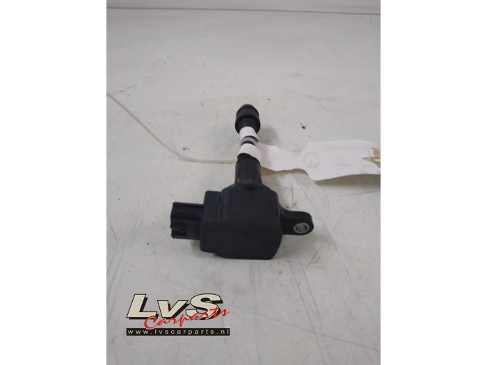 Ignition coil from a Nissan X-Trail (T30) 2.0 16V 4x4 2006