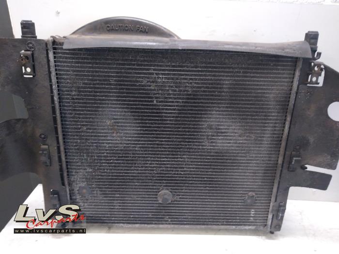 Used Radiator Mercedes ML I (163) 320 3.2 V6 18V Autom. Price € 77,00 Margin scheme offered by LvS Carparts