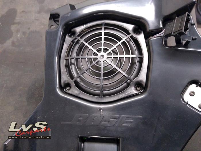 Subwoofer AUDI A3 Sportback 8PA - Référence 8P3035382, Occasion En Bon état, Origine Allemagne