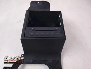 Used CD changer (miscellaneous) Price € 36,00 Margin scheme offered by LvS Carparts