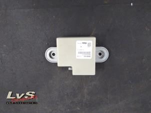 Used Antenna Amplifier BMW 3 serie Touring (E91) 320d 16V Price € 8,00 Margin scheme offered by LvS Carparts