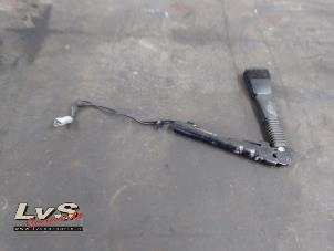 Used Seatbelt tensioner, right BMW 3 serie Touring (E91) 320d 16V Price € 40,00 Margin scheme offered by LvS Carparts