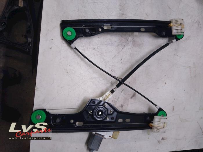 Door window regulator with motor